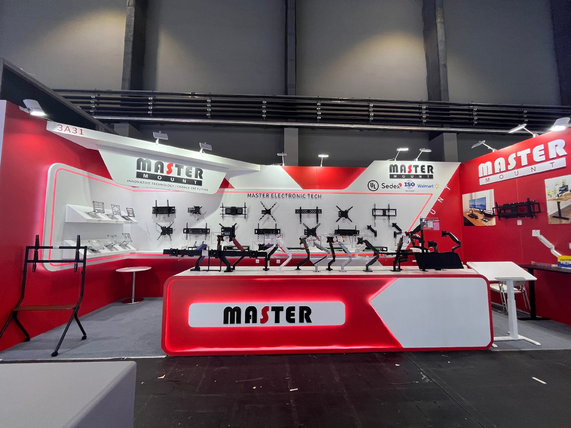 展臺中洽談區如何設計